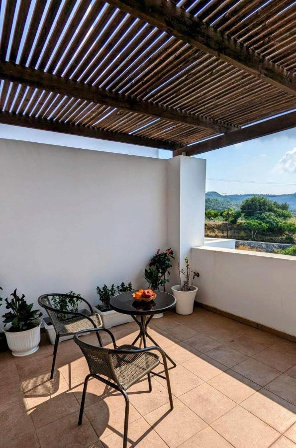 Casa Christiana, Lardos Villa Luaran gambar